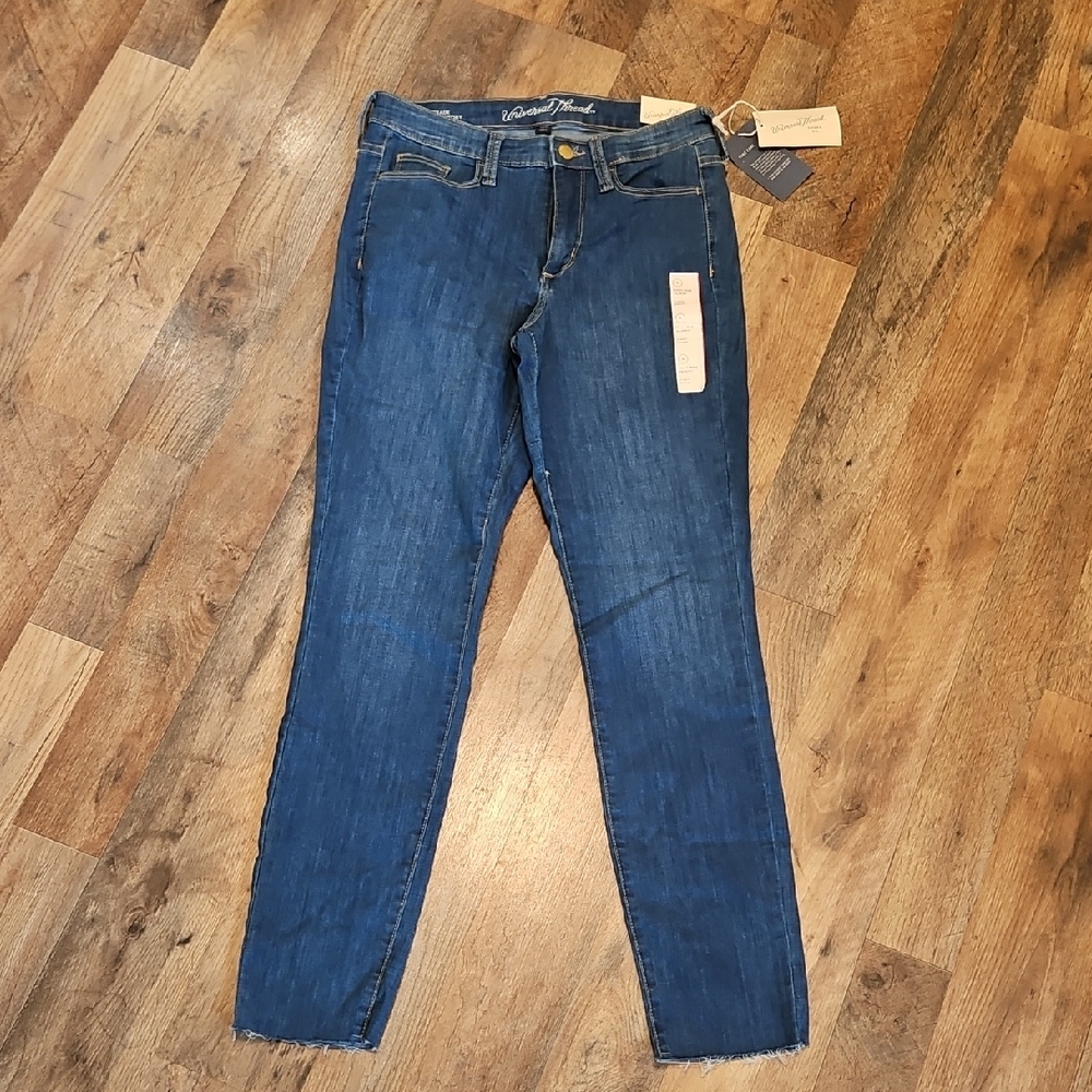 👖UNIVERSAL THREAD HIGH RISE SKINNY JEANS